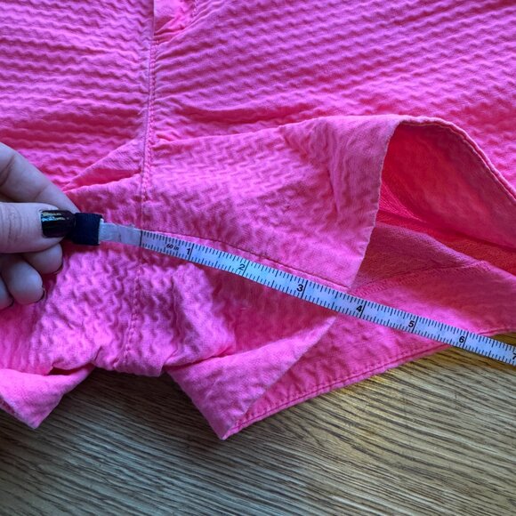Lilly Pulitzer Pink Textured Shorts Size 4 - Picture 13 of 13